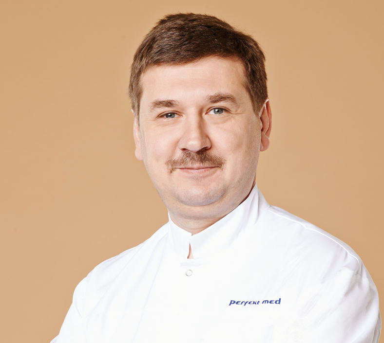Dr Piotr Stendera